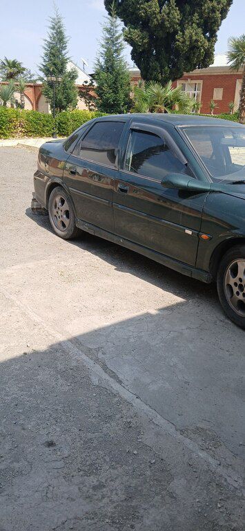 Opel Vectra, 1.6 L, 1999 il, 250 000 km — Avtomobillər, Gəncə (11)