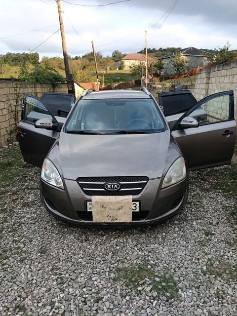 Kia Ceed SW, 1.6 L, 2008 il, 328 406 km — Quba