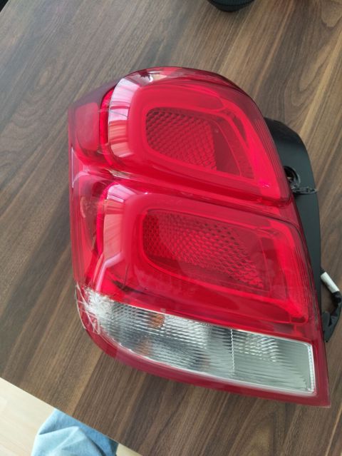 Chevrolet Aveo sedan üçün orijinal arxa sağ stop-farı (GM 42569440) — Bakı