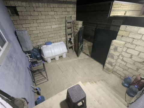 Kirayə verilir – həyət evi (2 otaq + mətbəx + sanitar qovşağı) — Bakı