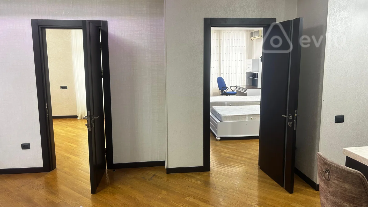 3 otaqlı mənzil, 125 m², Qara Qarayev — kirayə — Mənzil, Bakı (12)