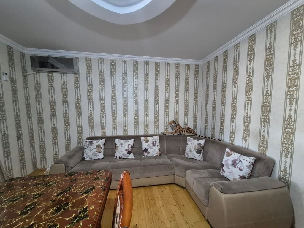 Endirim ;Kunc divan 350azn. Acilir ve bazalidir. Teqribi olcu 3×2 — Mebel, Bakı
