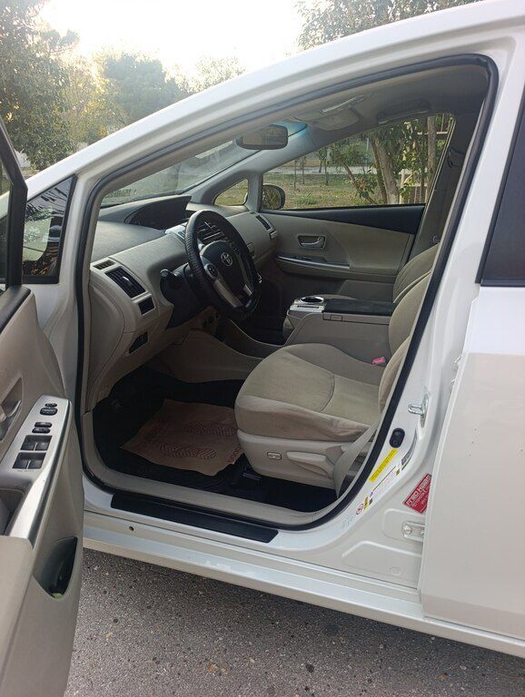 Toyota Prius V, 1.8 L, 1.3 kWh, 2012 il, 158 000 km — Avtomobillər, Bakı (12)