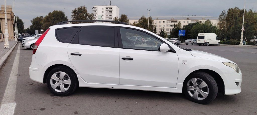 Hyundai i30, 1.6 L, 2011 il, 286 500 km 77-HM-135 — Avtomobillər, Bakı (3)
