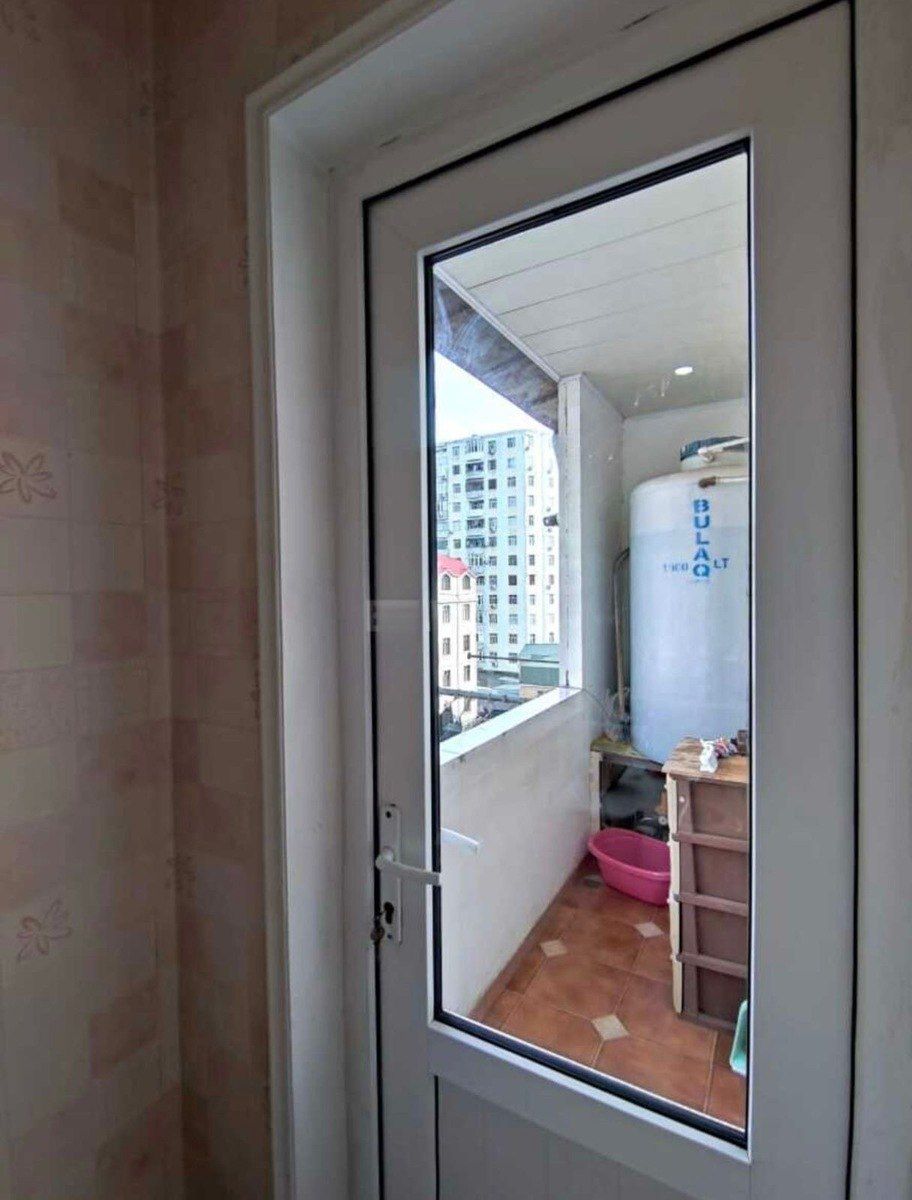 Satılır 4 otaqlı köhnə tikili 105 m² — Mənzil, Bakı (10)
