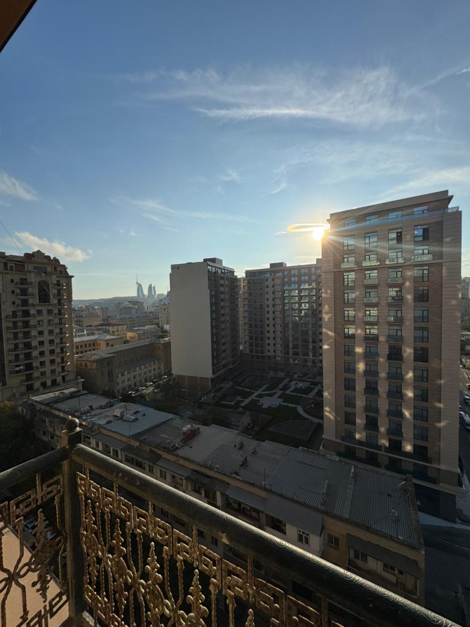 3 otaqlı mənzil, 151 m², Şamil Əzizbəyov küç., 133 (Дом 1) (7 Points) — Mənzil, Bakı (2)