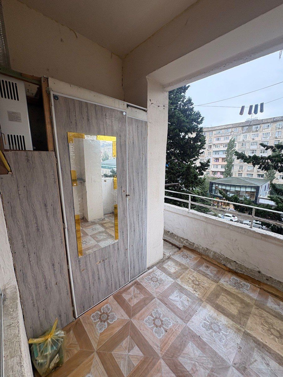 Satılır 2 otaqlı köhnə tikili 60 m² — Mənzil, Bakı (12)