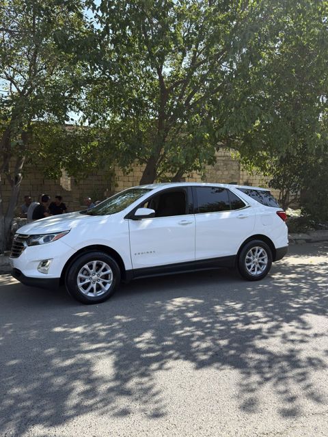 Chevrolet Equinox: 1.5 l 2020 il 386000 km — Salyan