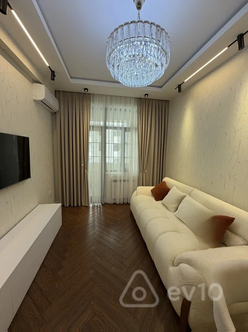 2 otaqlı mənzil, 72 m², Zahid Xəlilov — kirayə — Bakı