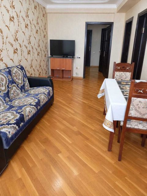 İcarəyə verilir 3 otaqlı yeni tikili 85 m² — Bakı