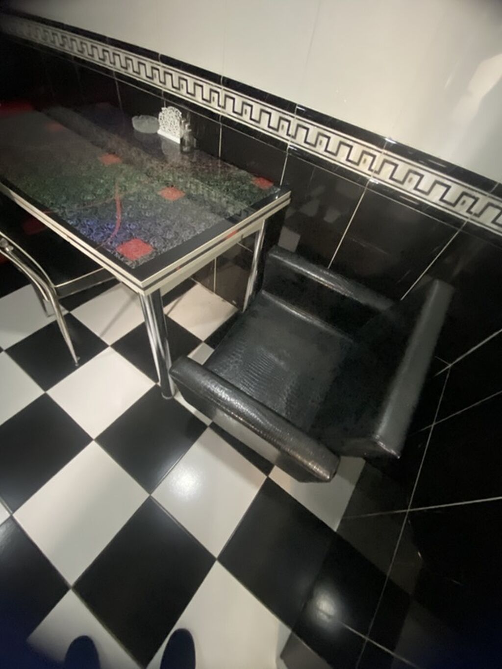 Gözəllik salonu üçün peşəkar kreslo və servis arabası - Kreslo: salon — Salon mebeli, Bakı (10)