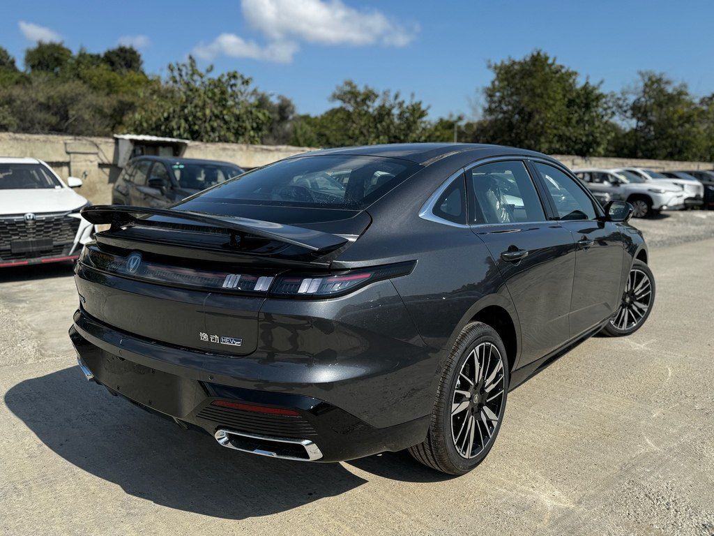 Changan Eado, 1.5 L, 1.7 kWh, 2026 il, yeni — Avtomobillər, Bakı (4)