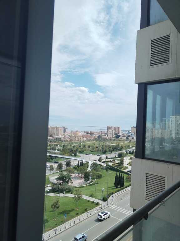 İcarəyə verilir 5 otaqlı yeni tikili 300 m² — Mənzil, Bakı (2)