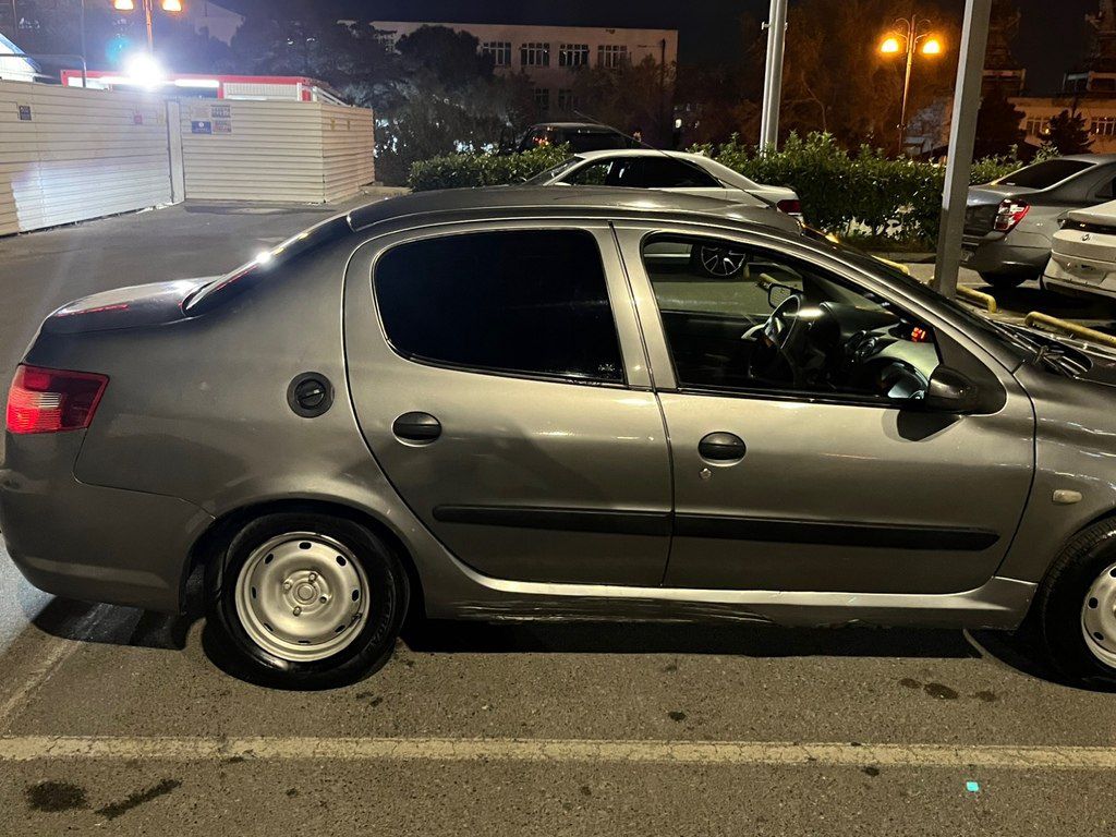 Iran Khodro Runna, 1.6 L, 2014 il, 240 000 km 77-YT-309 — Avtomobillər, Bakı (9)