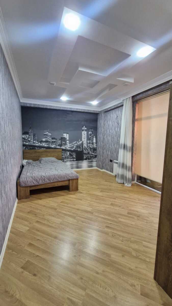 Satılır 3 otaqlı köhnə tikili 101 m² — Mənzil, Bakı (7)