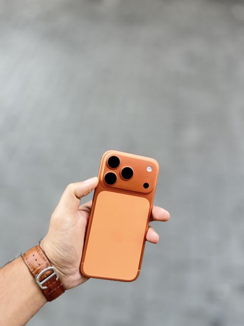 IPhone 17 Pro, 256 GB, Narıncı, Zəmanət, Face ID, Sənədlərlə — Bakı