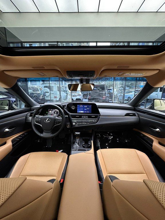 Lexus ES 300h, 2.5 L, 1.3 kWh, 2023 il, 32 138 km — Avtomobillər, Bakı (12)