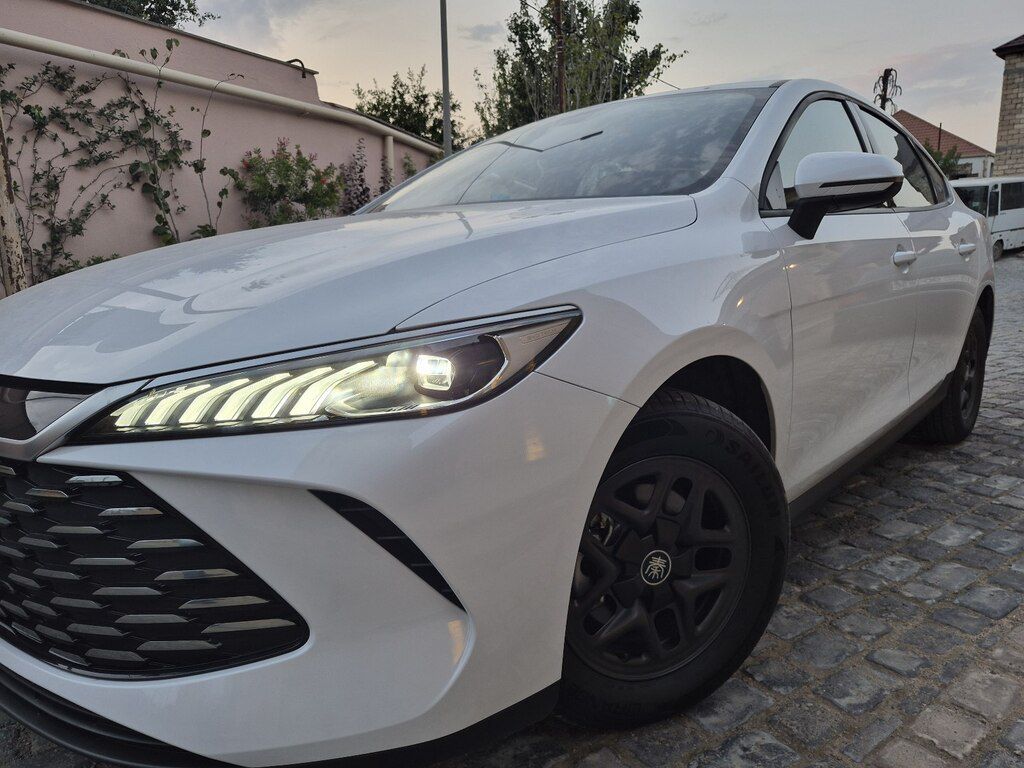 BYD Qin Plus, 1.5 L, 7.68 kWh, 2025 il, 8 918 km — Avtomobillər, Bakı (3)