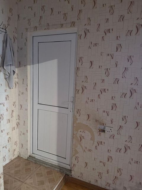 PVC qapı-pəncərə dəsti - Material: Ağ rəngli PVC profillər — Digah