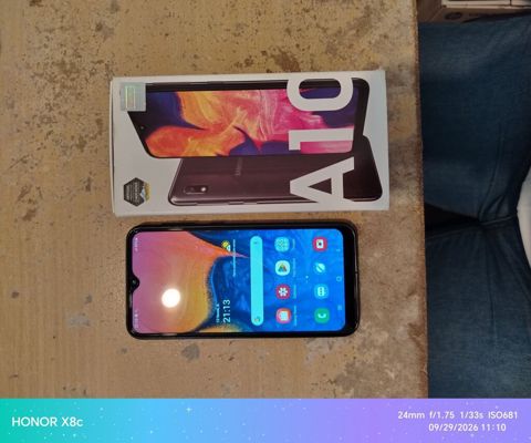 Samsung Galaxy A10, rəng - Qara — Mingəçevir