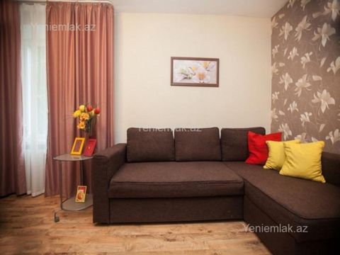 Günlük 2 otaqlı Bina evi menzil (Köhnə tikili), 65 m², Səbail rayonu — Bakı