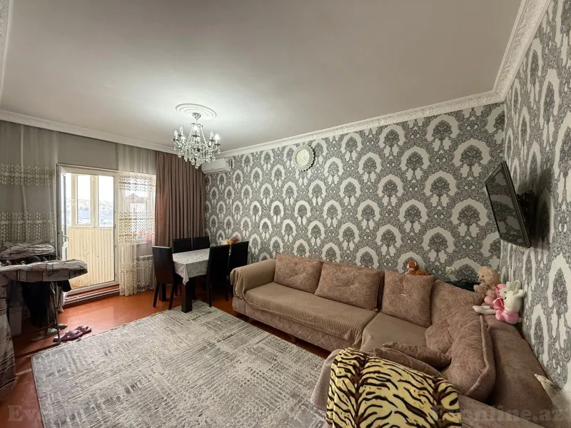 Satılır 2 otaqlı Mənzil Köhnə tikili 40 m² Bakı, Nizami r., Xalqlar Dostluğu m., 8-ci kilometr — Bakı