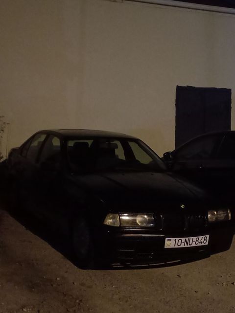 BMW 3 series: 1.6 l 1992 il Sedan — Bakı