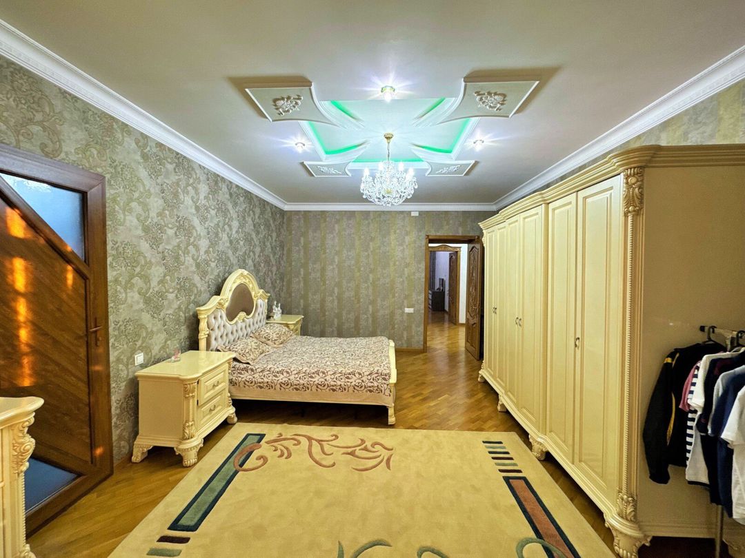 Satılır 9 otaqlı həyət evi/bağ evi 800 m² — Ev, villa, Bakı (11)
