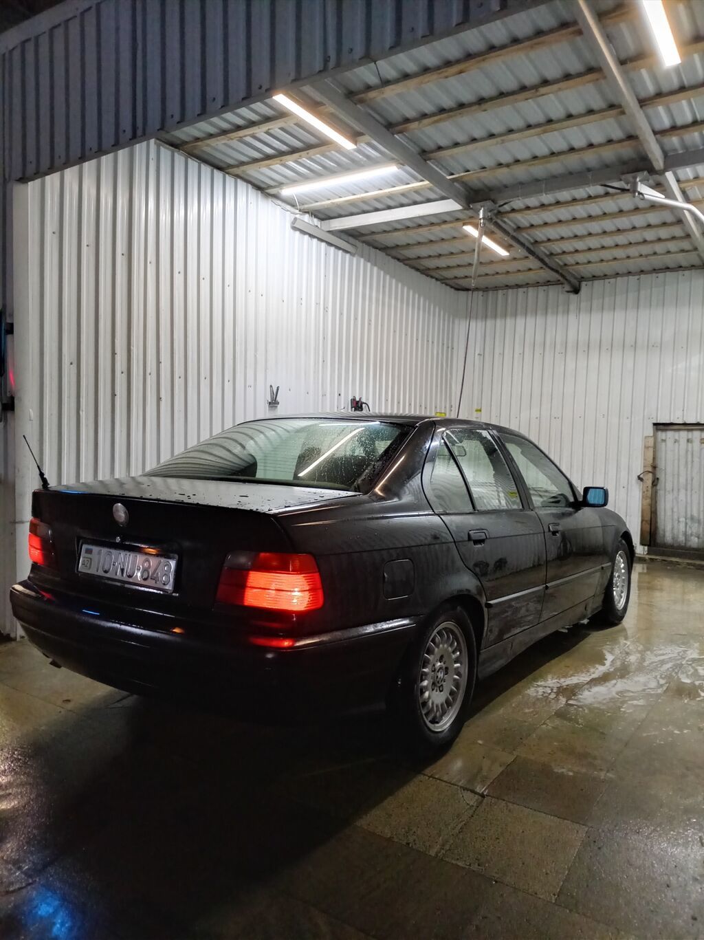 BMW 3 series: 1.6 l 1992 il Sedan 10-NU-848 — Avtomobillər, Bakı (4)