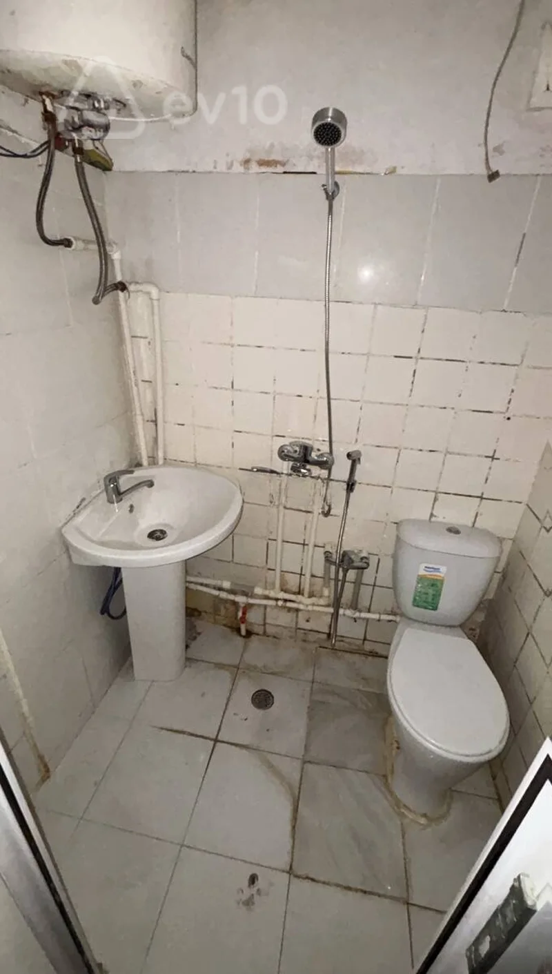 2 otaqlı mənzil, 45 m², Elmlər Akademiyası metrosu — kirayə — Mənzil, Bakı (6)
