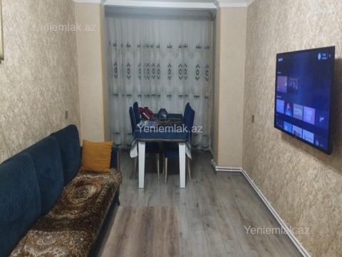 Satılır 3 otaqlı Bina evi menzil (Köhnə tikili), 70 m², 10-cu mikrorayon — Sumqayıt