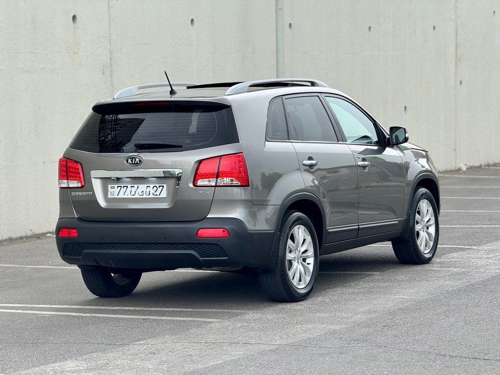 Kia Sorento, 2.0 L, 2010 il, 225 000 km — Avtomobillər, Bakı (4)
