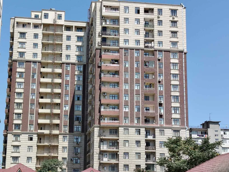 Satılır 4 otaqlı Mənzil Yeni tikili 180 m² Bakı, Nərimanov r., Bakmil m — Mənzil, Bakı (2)