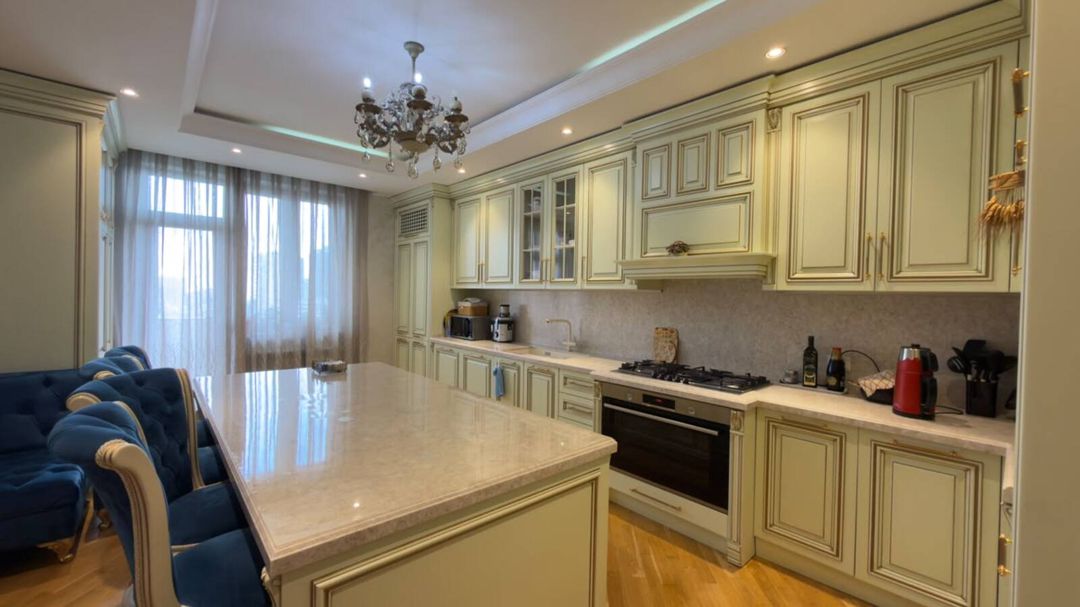 Satılır 4 otaqlı yeni tikili 225 m² — Mənzil, Bakı (8)