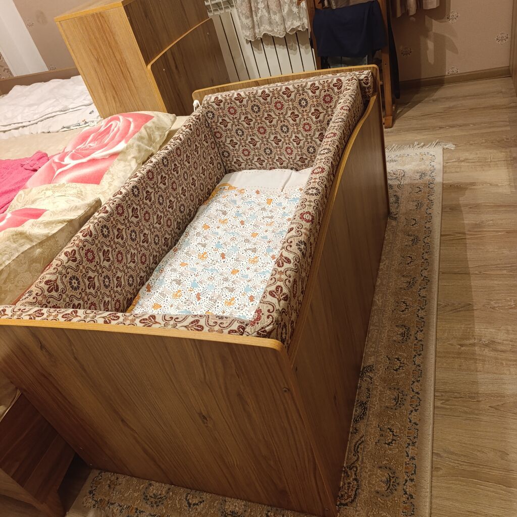 Oğlan və qız üçün, İşlənmiş, Dördbucaq, Beşik, Dəst ilə, Matras ilə, Yellənmə mexanizmi ilə — Bəşikləri, Digah (3)