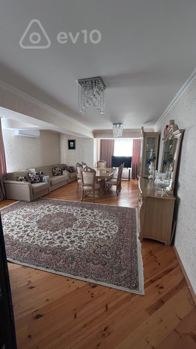 3 otaqlı mənzil, 140 m², Seyid Əzim Şirvani küç — Bakı