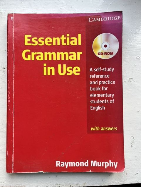 Məhsul: Essential Grammar in Use – Raymond Murphy Nəşriyyat: Cambridge — Astara