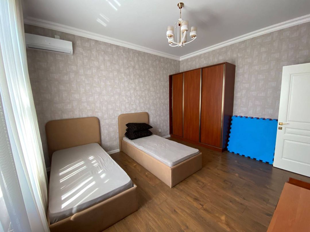 Satılır 5 otaqlı həyət evi/bağ evi 190 m² — Ev, villa, Bakı (9)