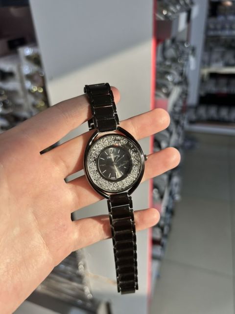 Yeni, Qol saatı, Swarovski, rəng - Qara — Bakı
