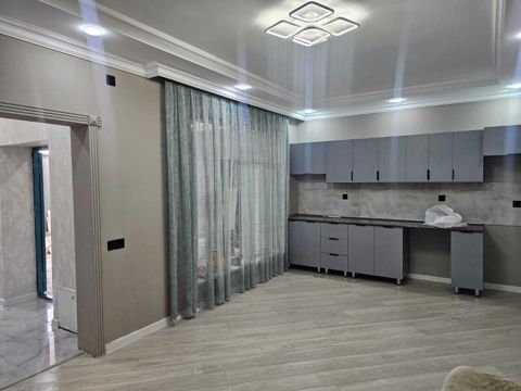 Satılır 4 otaqlı həyət evi/bağ evi 150 m² — Bakı