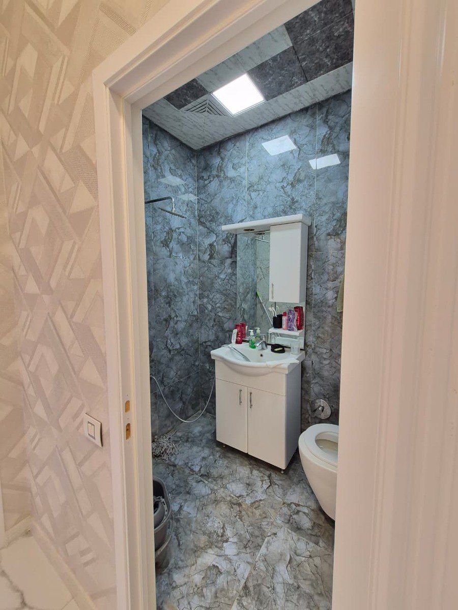 Satılır 2 otaqlı köhnə tikili 64 m² — Mənzil, Bakı (5)
