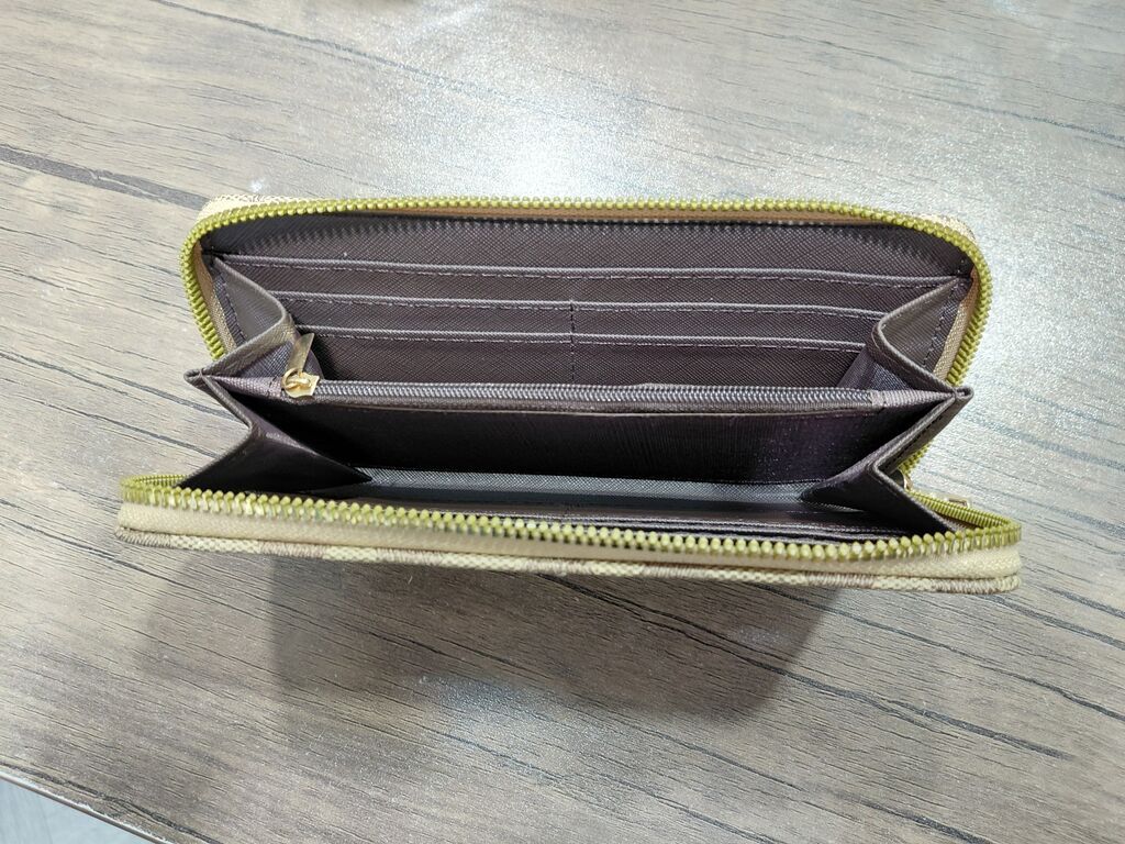 Pulqabı, Yeni — Cüzdanlar və vizit kartlıqları, Bakı (4)