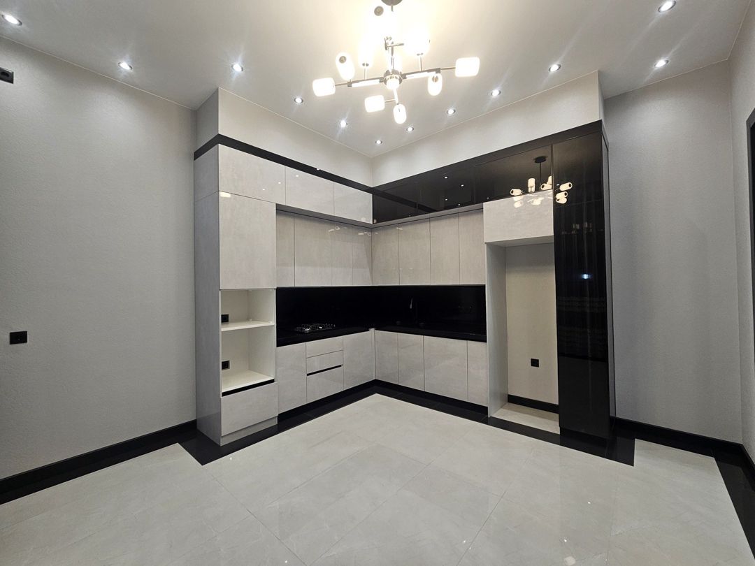 Satılır 4 otaqlı həyət evi/bağ evi 180 m² — Ev, villa, Bakı (11)