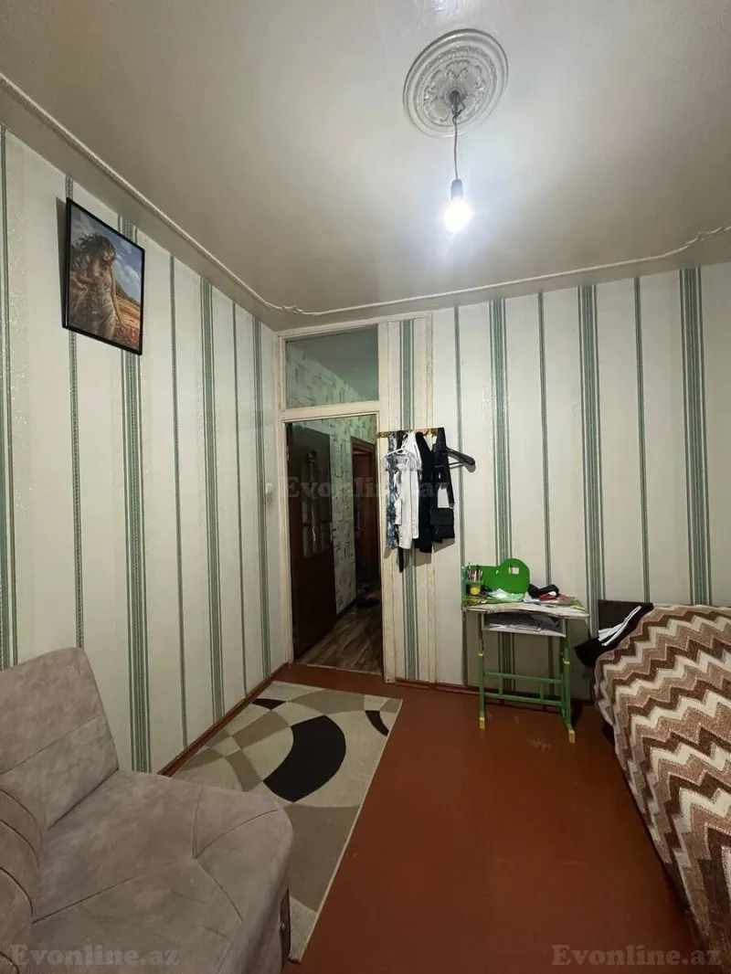 Satılır 4 otaqlı Mənzil Köhnə tikili 100 m² Bakı, Sabunçu r., Bakıxanov — Mənzil, Bakı (7)
