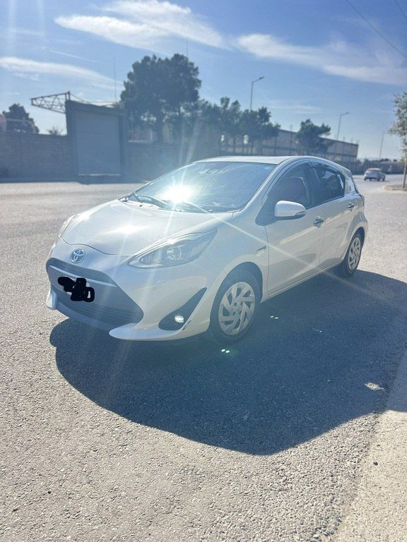 Toyota Aqua, 1.5 L, 0.87 kWh, 2019 il, 201 000 km — Avtomobillər, Sumqayıt (2)