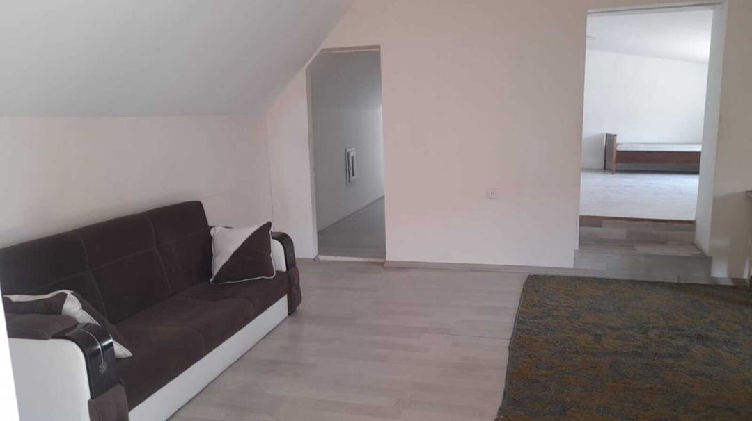 İcarəyə verilir 3 otaqlı köhnə tikili 130 m² — Mənzil, Bakı