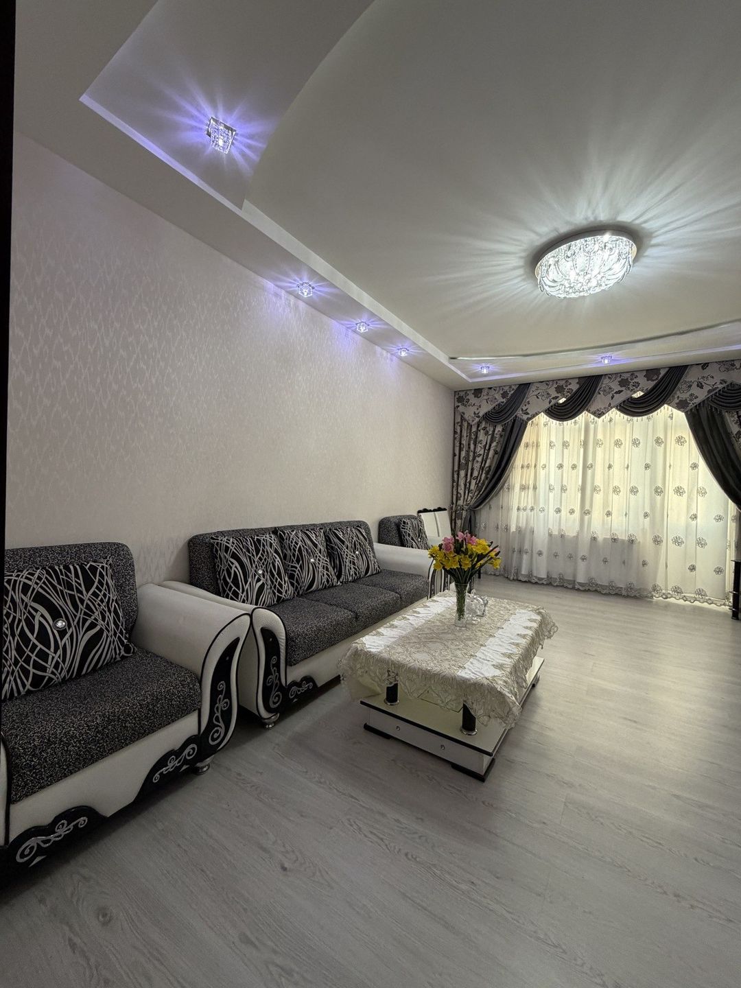 Satılır 3 otaqlı yeni tikili 100 m² — Mənzil, Bakı (2)