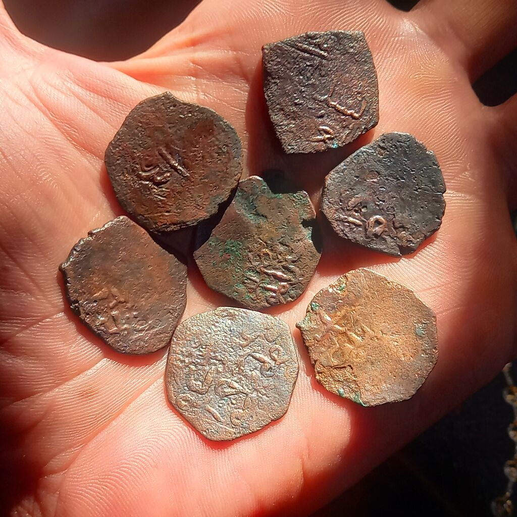 23 ədəd biryerdə Azərbaycanın Atabəyləri Hicri 1136-1225 Hardasa — Sikkələr, Bakı (5)