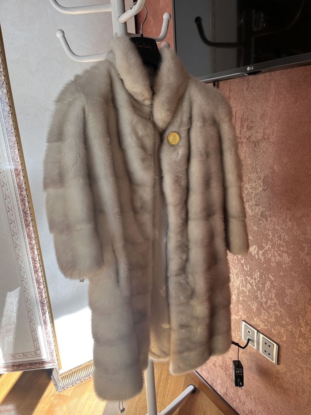 Kürk, Pierre Cardin, rəng - Boz — Şubə, Bakı (2)
