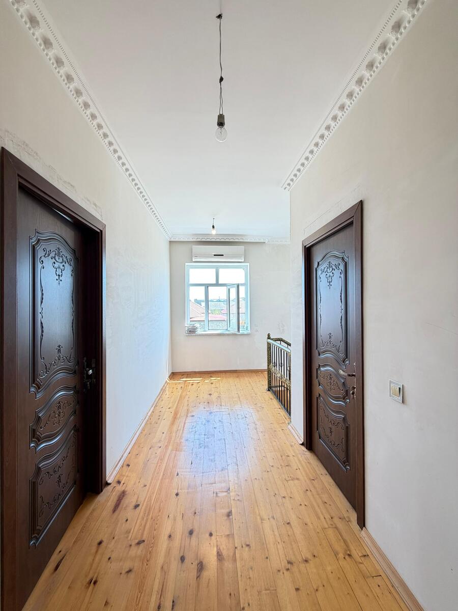 Satılır 5 otaqlı həyət evi/bağ evi 200 m² — Ev, villa, Bakı (12)